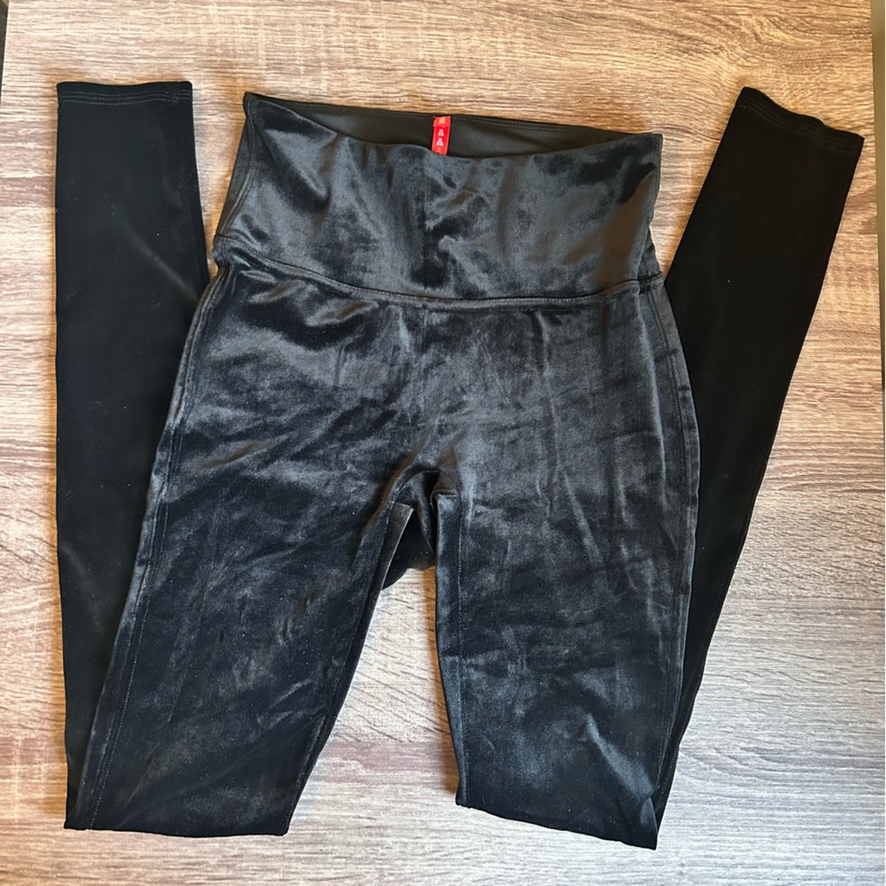 SPANX Velvet Look High-Waisted Leggings – Size S